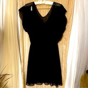 Express (M) Black dress Midi